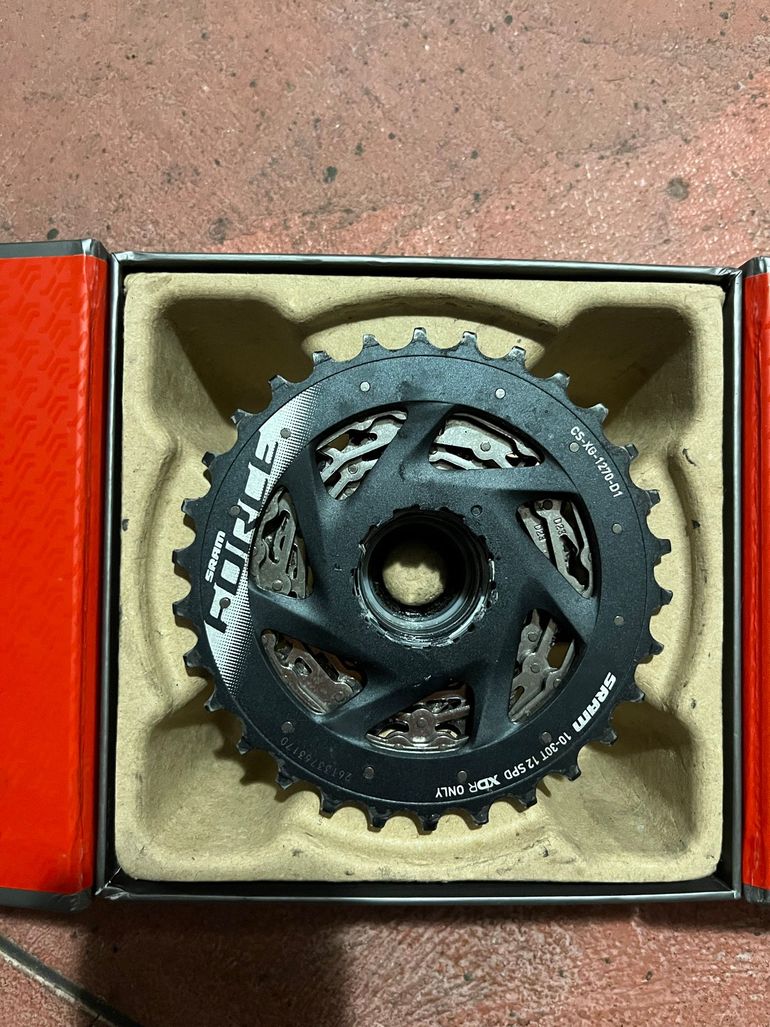 Used Sram Force XDR 10-30 12v 2025 bike — image 1 of 4