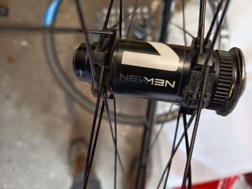 Newmen Revolution R32 bike d'occasion — image 3 sur 5