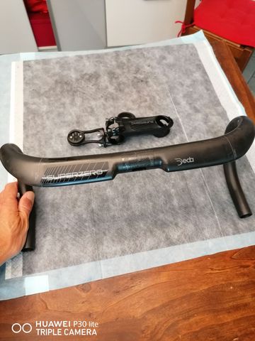 Used Deda Elementi Superzero Carbon 2022 bike — image 3 of 3