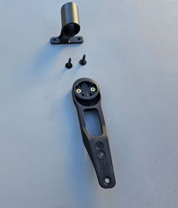 Brugt Wahoo Mount mit Knog Lampenhalterung 2024 bike — billede 2 af 3