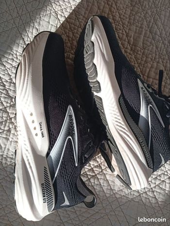 Used Brooks GTS Glycerin 22 bike — image 8 of 8