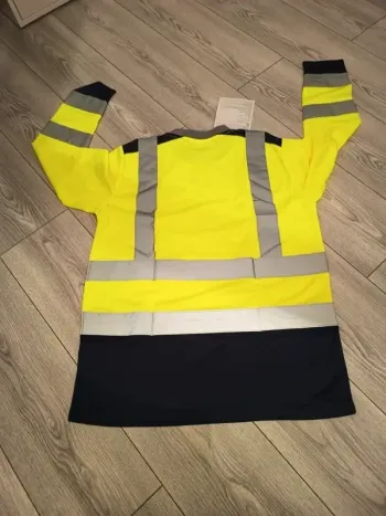 Used Dickies Tee shirt bike — image 3 of 11