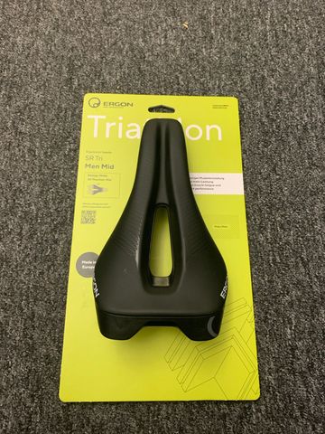 Used Ergon SR Tri Men Mid 2023 Saddles & Seatposts