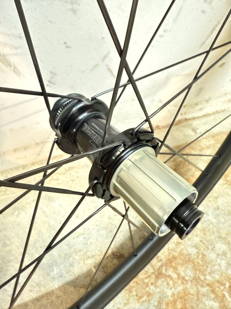 Gebrauchtes Look R38D Carbon Wheelset 2025 bike — Bild 5 von 6