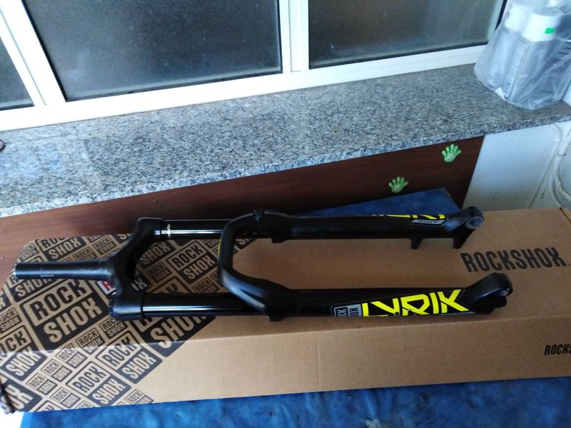 Używany RockShox Lyrik Select+ 2023 bike — zdjęcie 1 z 12