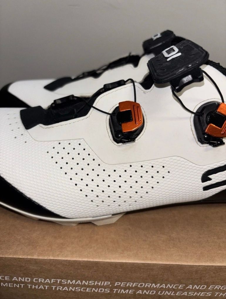 Used Sidi Dominator X 46.5 bike — image 3 of 16