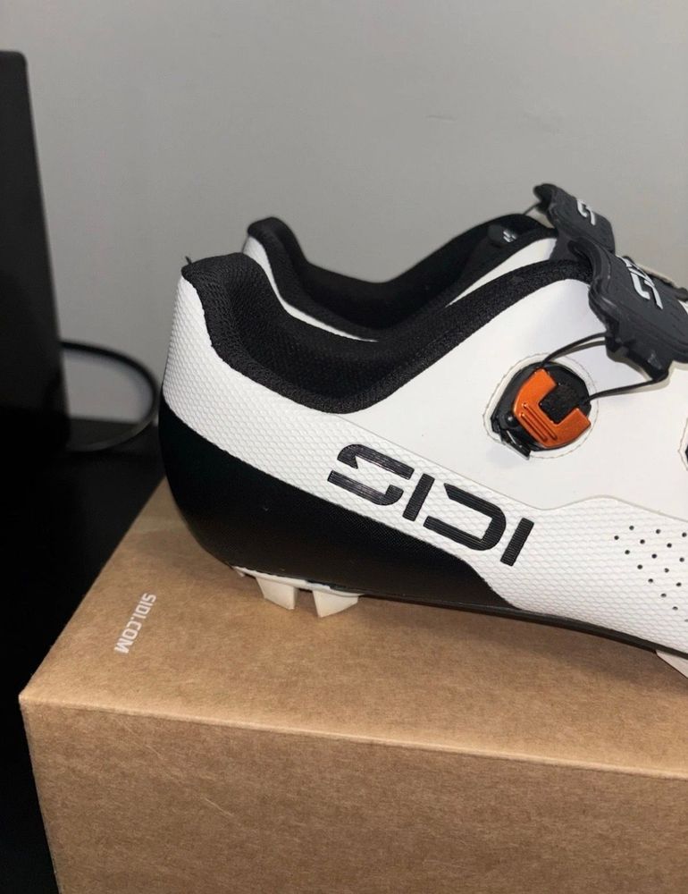 Used Sidi Dominator X 46.5 bike — image 6 of 16