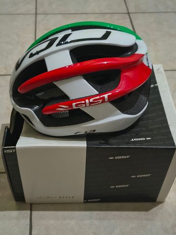 Gist Helmet 2024 bike usato — immagine 3 di 4