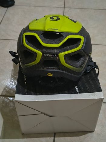 Used Scott rc 2023 bike — image 4 of 4