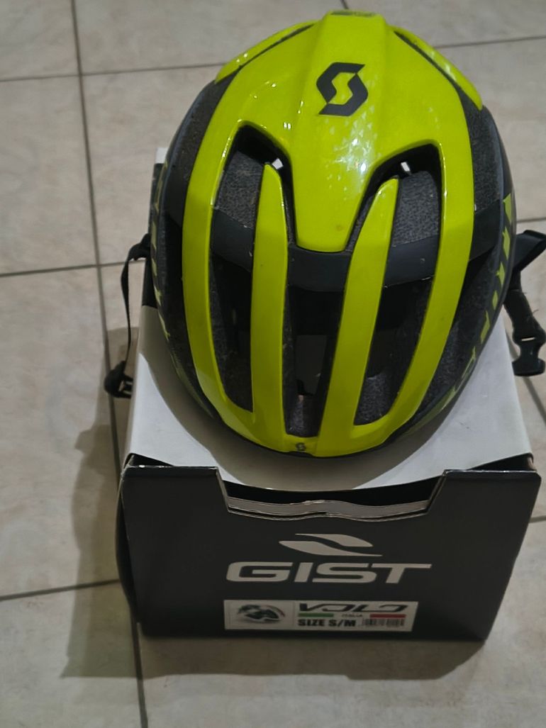 Used Scott rc 2023 bike — image 3 of 4