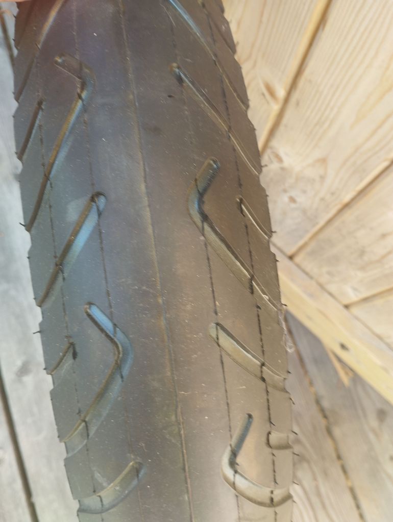 Used Kenda FATBIKE Front Wheel 20x4.1/4 bike — image 2 of 3