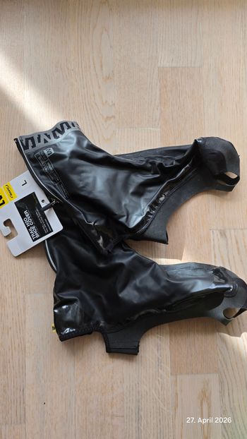 Used Mavic Pro H2O Shoe Cover Black Size L bike — image 3 of 5