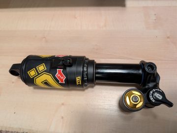 Käytetty Öhlins TTX Air Rear Suspension