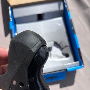 Used Shimano STI Shifter R7120 Disc 12 speed Rechts bike — image 6 of 7