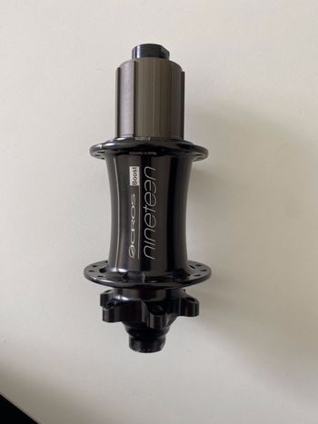 Used Acros Nineteen Enduro Boost Rear Hub bike