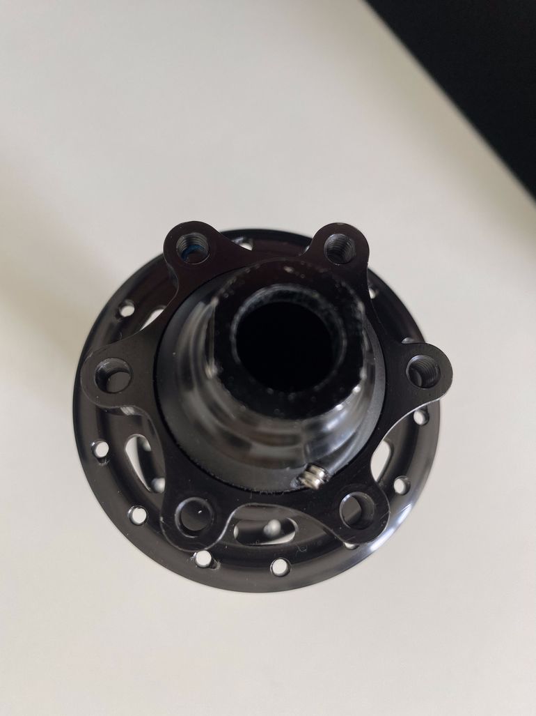 Used Acros Nineteen Enduro Boost Rear Hub bike — image 5 of 5