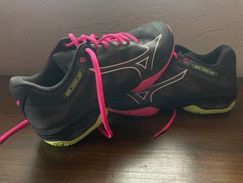 Mizuno, wake exceed light tg 39