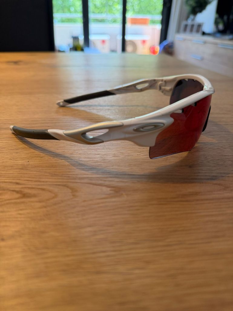 Used Oakley RadarLock Path Low Bridge Fit bike — image 3 of 3
