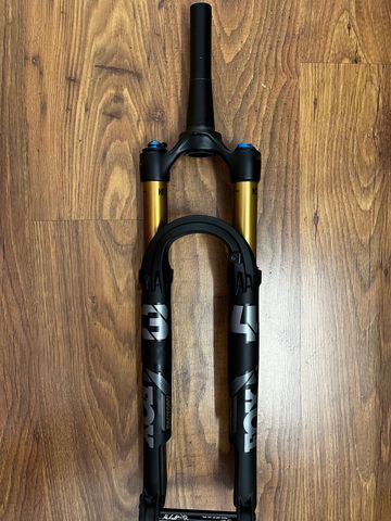 Brugt Fox 34 Factory Fork 2026 bike — billede 1 af 6