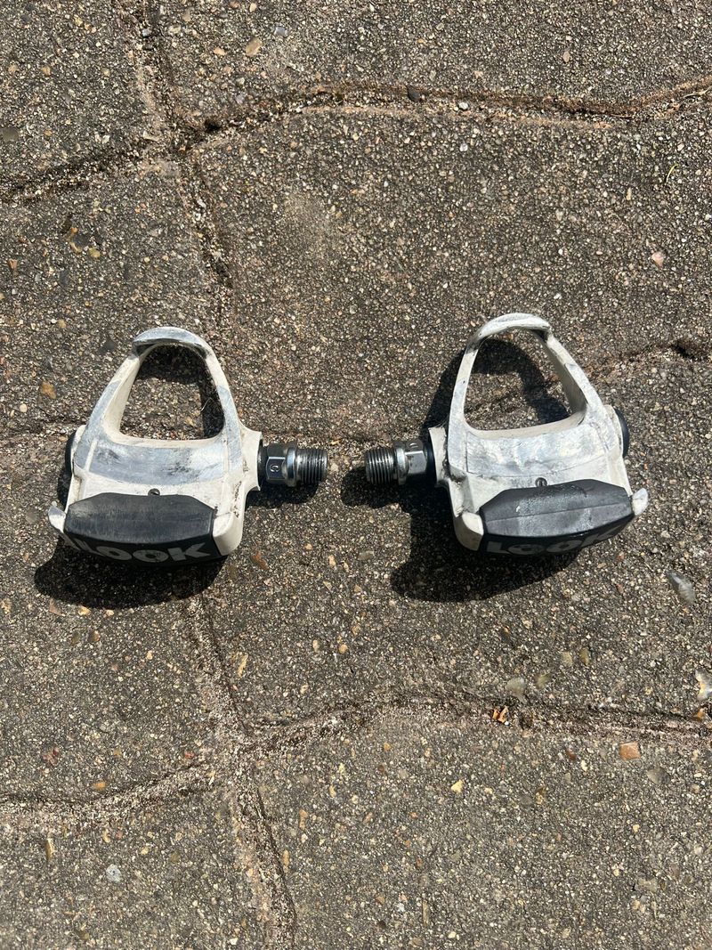 Used Look carbon Drivetrain & Pedals