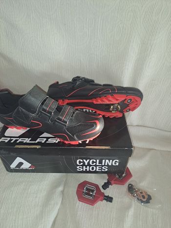 Used ABUS Cycling Shoes Size 43 with Pedals 2026 bike — image 1 of 5