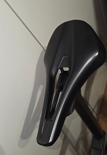 Fizik, Tempo Argo R1 Saddle