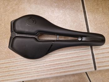 Pro, Turnix Saddle