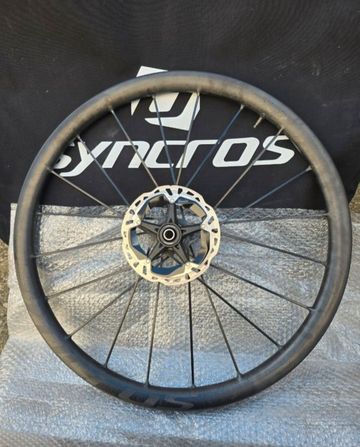 Used Syncros Silverton SL Front Wheel bike — image 1 of 2