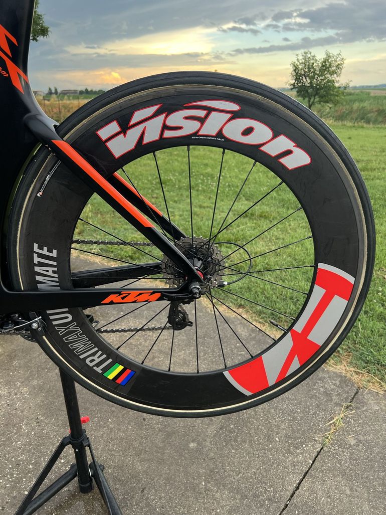 Used Vision Trimax Ultimate Carbon Tubular Wheelset 2020 bike — image 6 of 7