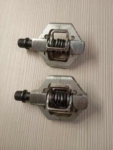 Shimano Click Pedals 2023 Drivetrain & Pedals d'occasion