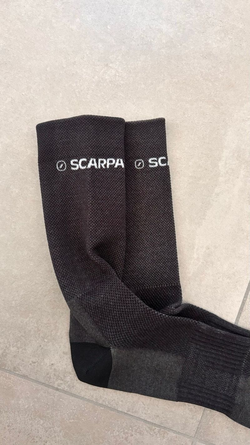 Used Scarpa calze da trail running bike — image 2 of 3