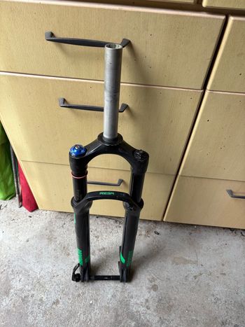 RockShox, Reba Non Boost