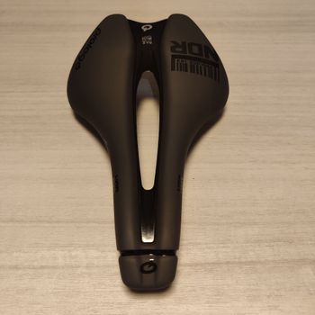 Prologo, Dimension ndr 143