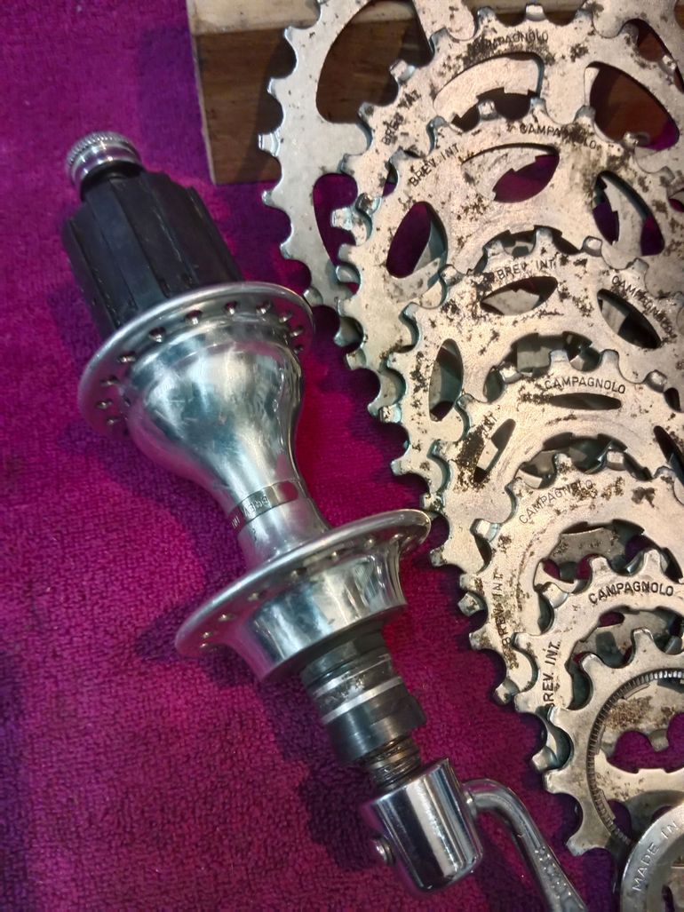 Used Mozzi completi Campagnolo Olympus 36 fori bike — image 3 of 10