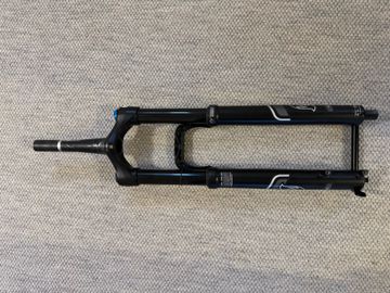 Tweedehands Fox 36 Rhythm Fork 2022 bike — afbeelding 4 van 7
