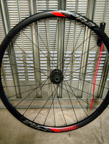 Used Giant pr2 2019 bike — image 3 of 4