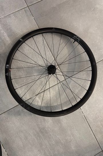 Used Velomann Palladium 33mm Carbon Wheels Wheels