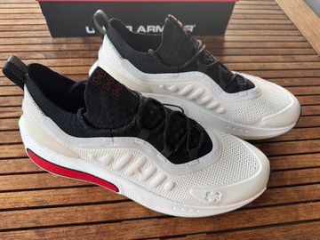 Used Under Armour Phantom 4 2025 Running Shoes