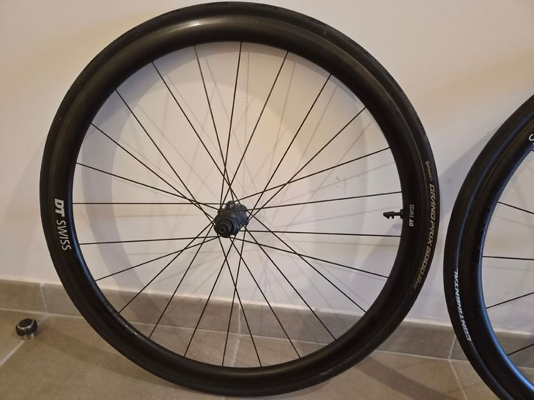 Used Dt Swiss PRC 1400 Spline Wheels 2018 bike — image 3 of 5