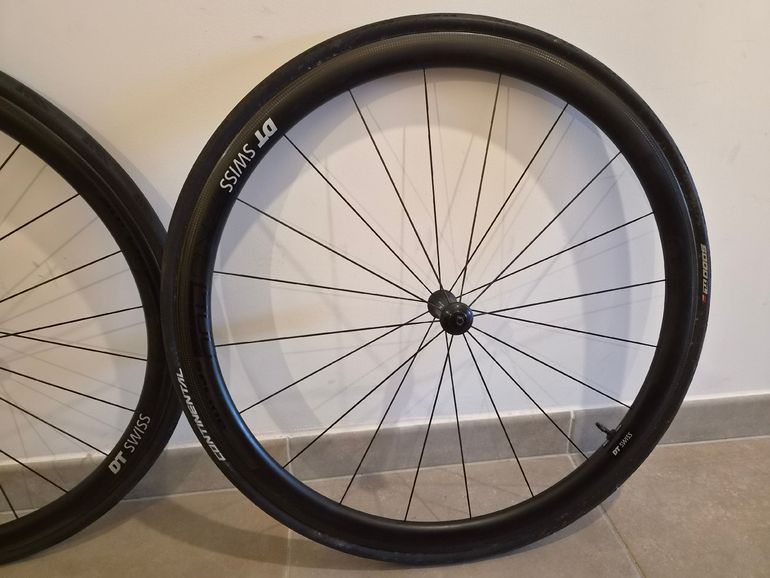 Used Dt Swiss PRC 1400 Spline Wheels 2018 bike — image 2 of 5