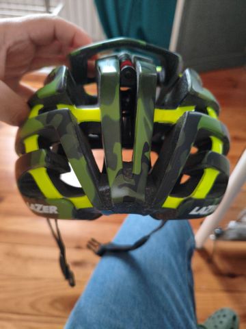 Used Lazer Z1 bike — image 6 of 7