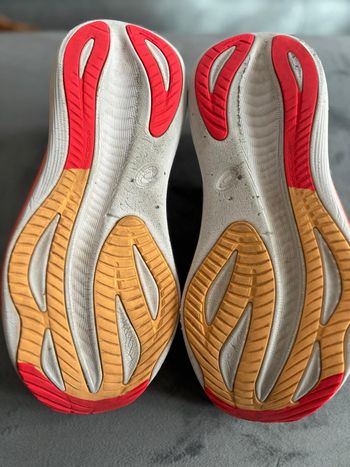 Asics, Gel Nimbus 27