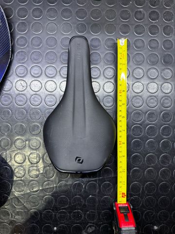 Used Scott Celista Saddle 2024 bike — image 3 of 4