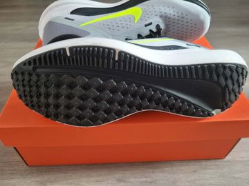 Gebrauchtes Nike Winflo 10 2026 bike — Bild 3 von 5