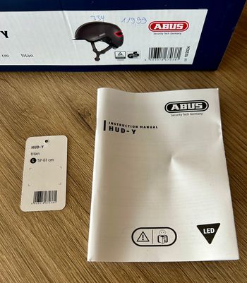 Used ABUS HUD-Y Helmet 2025 bike — image 2 of 7