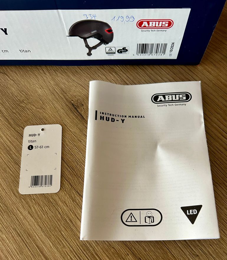 Used ABUS HUD-Y Helmet 2025 bike — image 2 of 7