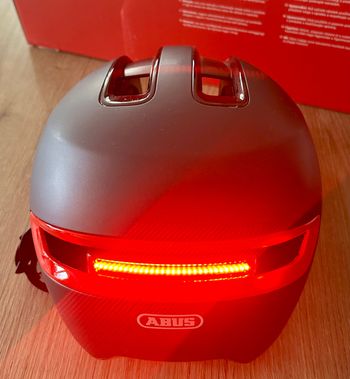 Used ABUS HUD-Y Helmet 2025 bike — image 6 of 7