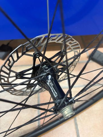 Used EXTRALITE cyberdisc37 bike — image 4 of 9