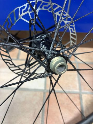 Used EXTRALITE cyberdisc37 bike — image 2 of 9