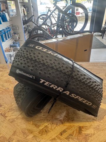 Tweedehands Continental Terraspeed 700x40 bike — afbeelding 1 van 2